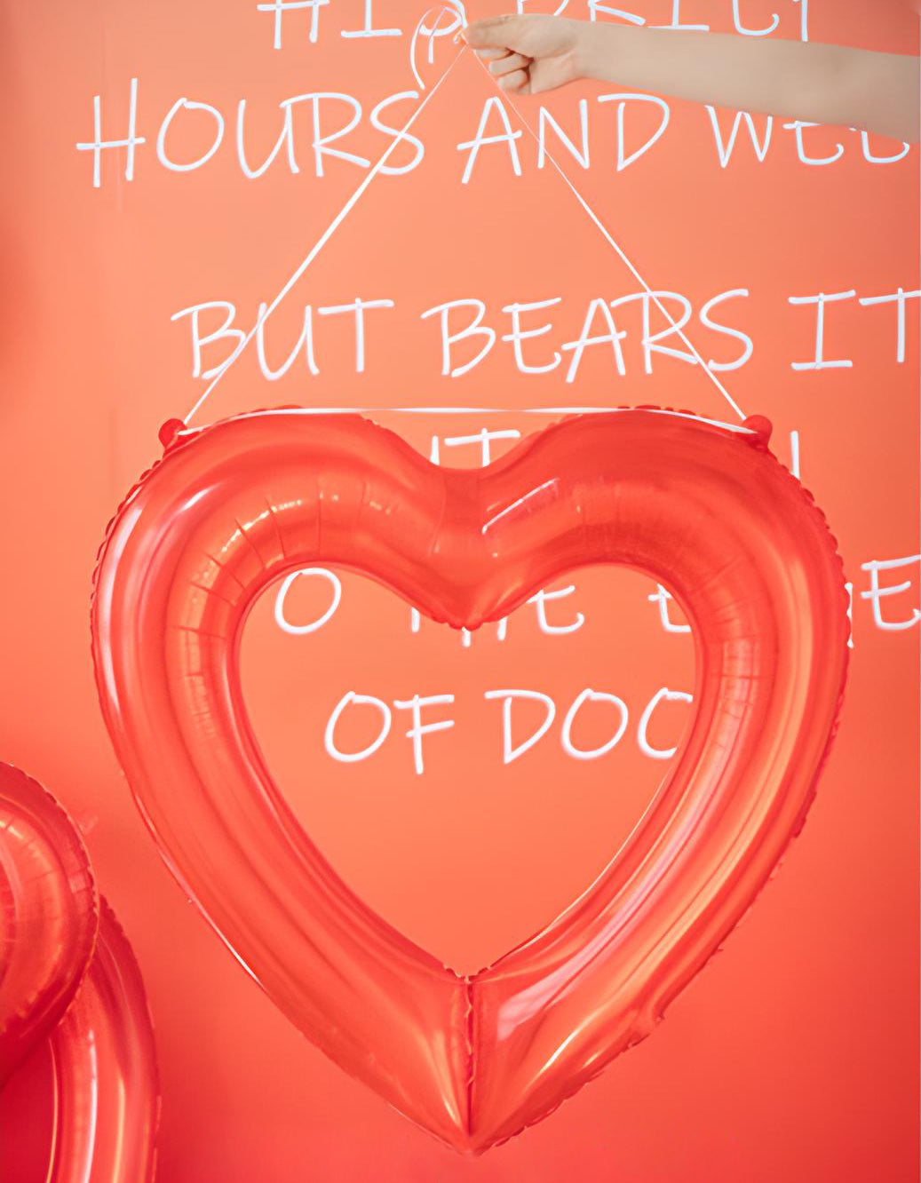 32" Red Heart Foil Balloons (6 Pack)