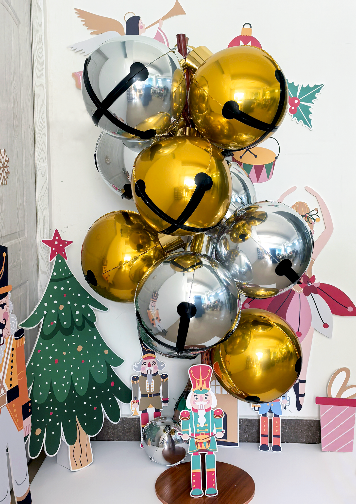 DIY Christmas Bell Ornament Balloon Kit 10count/Pack