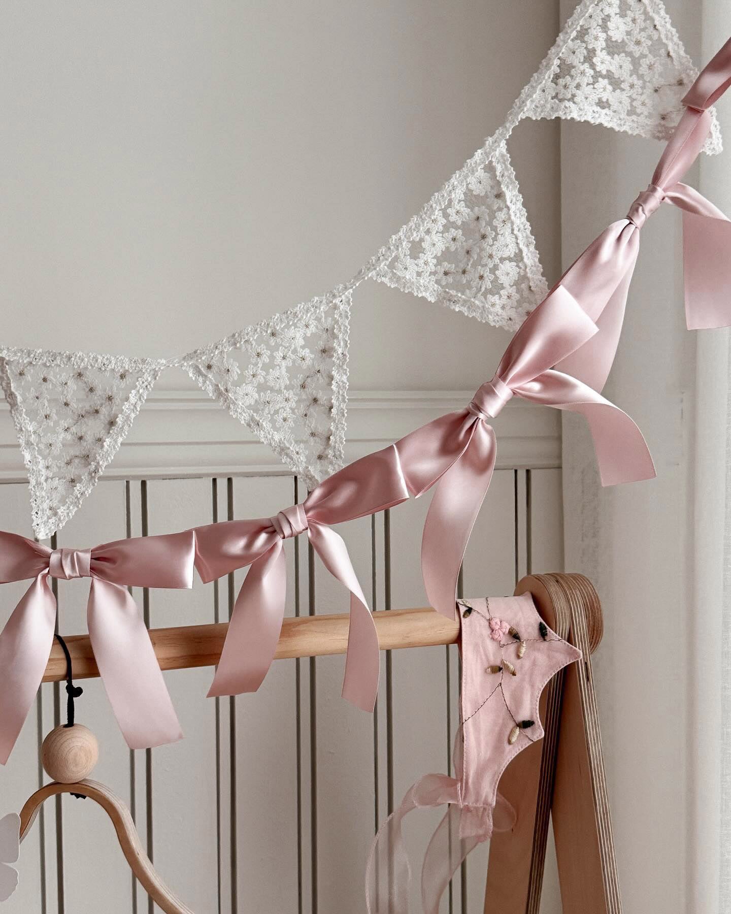 Eanjia Handmade Satin Ribbon Bow Banner 6FT x 2pack