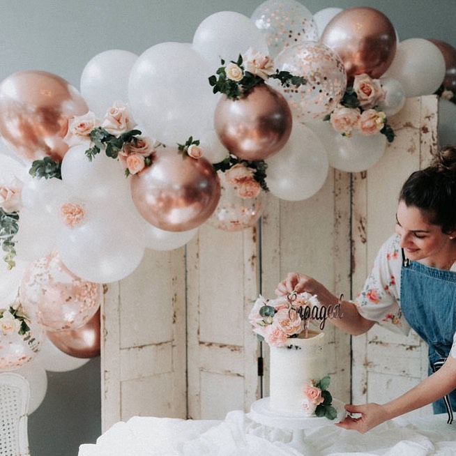 Eanjia DIY Rose Gold Balloons Garland Kit 70pcs Latex Balloons Confetti Balloons Foil Balloons Combination Arch Garland Banner for Birthday Wedding Party Photo Booth Backdrop Venue Decor