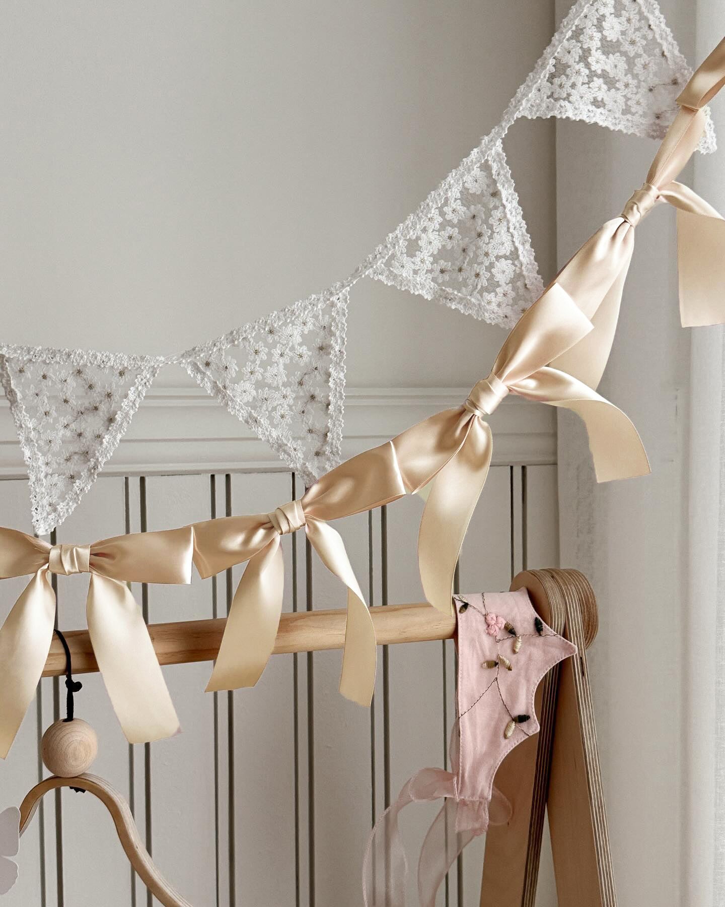 Eanjia Handmade Satin Ribbon Bow Banner 6FT x 2pack